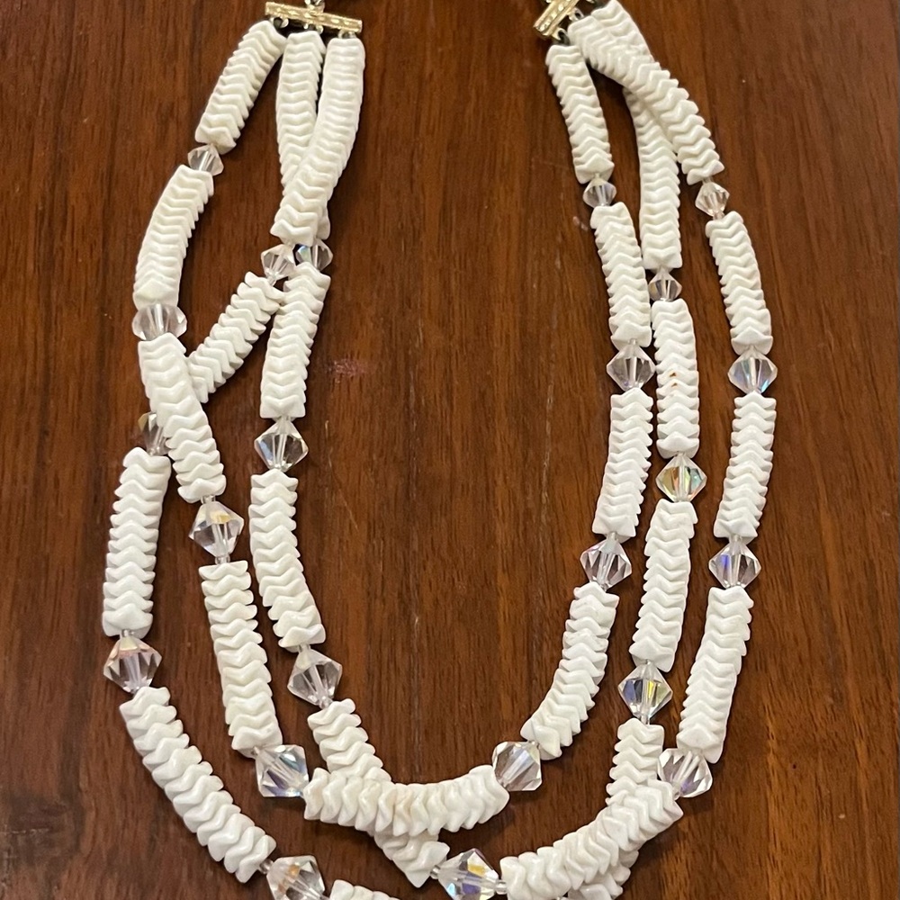 Elegant White Beaded Necklace
